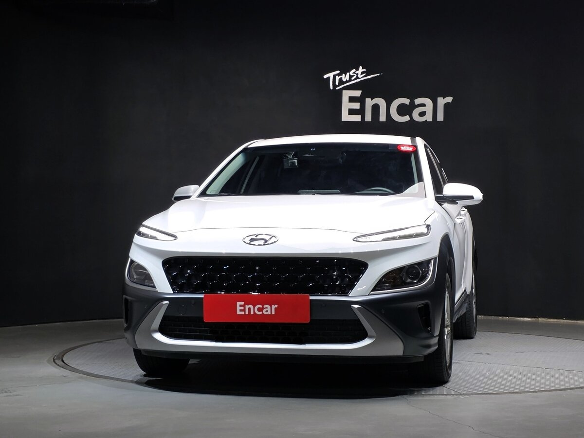 Hyundai Kona 2022 — фото 2 из 10