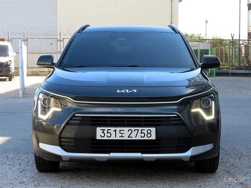 Kia Niro 2022 — фото 2 из 9