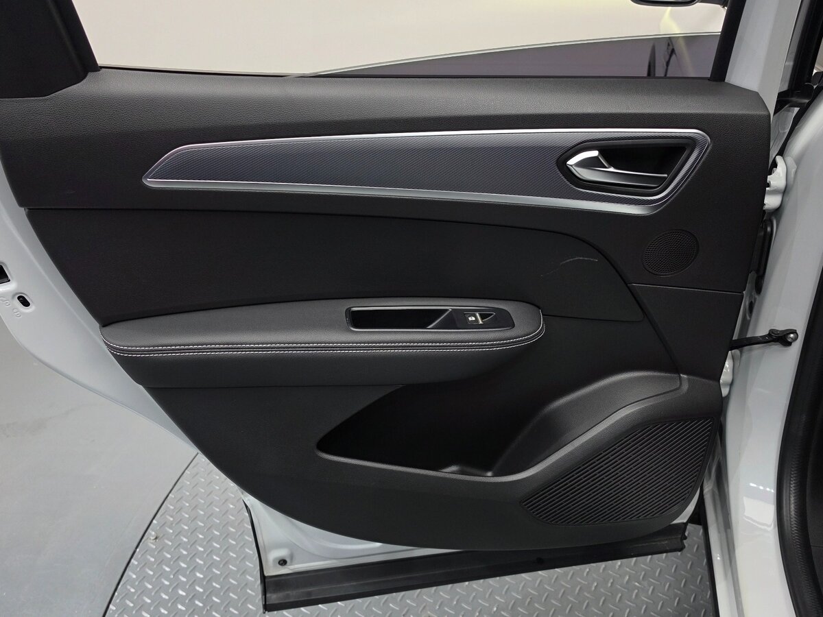 Renault Samsung XM3 2022 — фото 13 из 20
