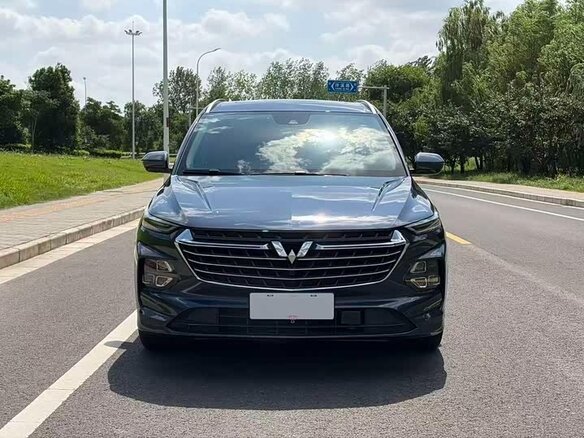 Wuling Victory 2022 — фото 2 из 11
