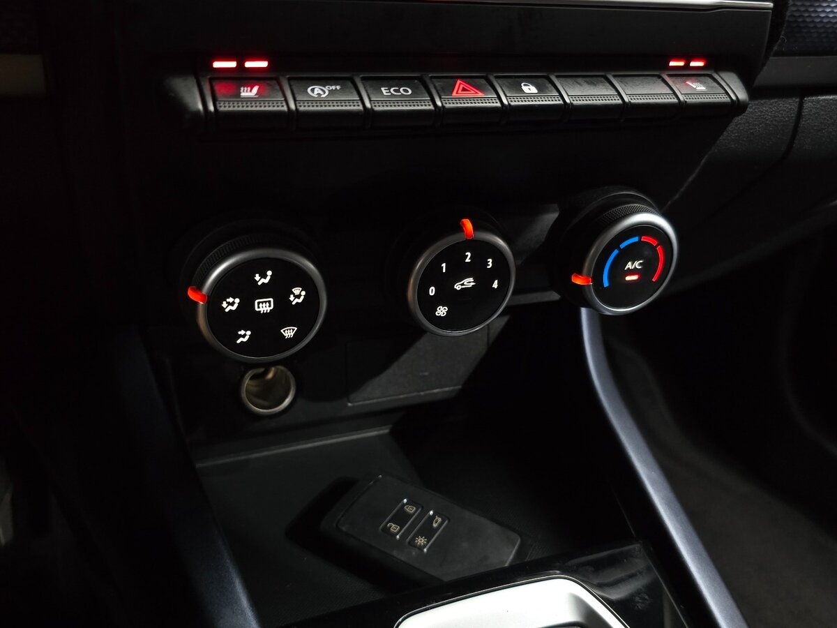 Renault Samsung XM3 2022 — фото 18 из 20