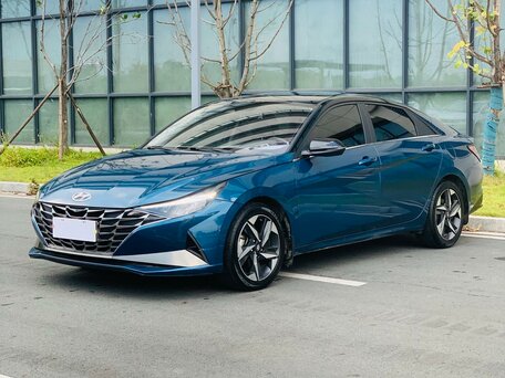 Hyundai Elantra 2022 — главное фото