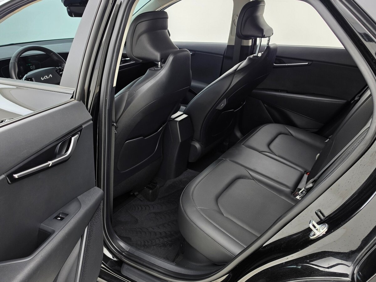 Kia Niro 2022 — фото 6 из 9
