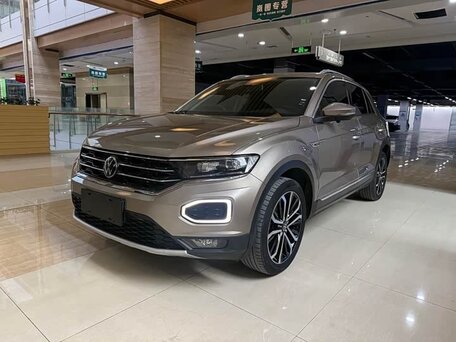 Volkswagen T-Roc 2022 — главное фото