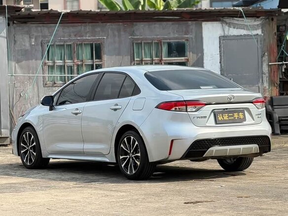 Toyota Levin 2022 — фото 6 из 9