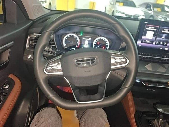 Geely Vision X6 Pro 2022 — фото 10 из 15