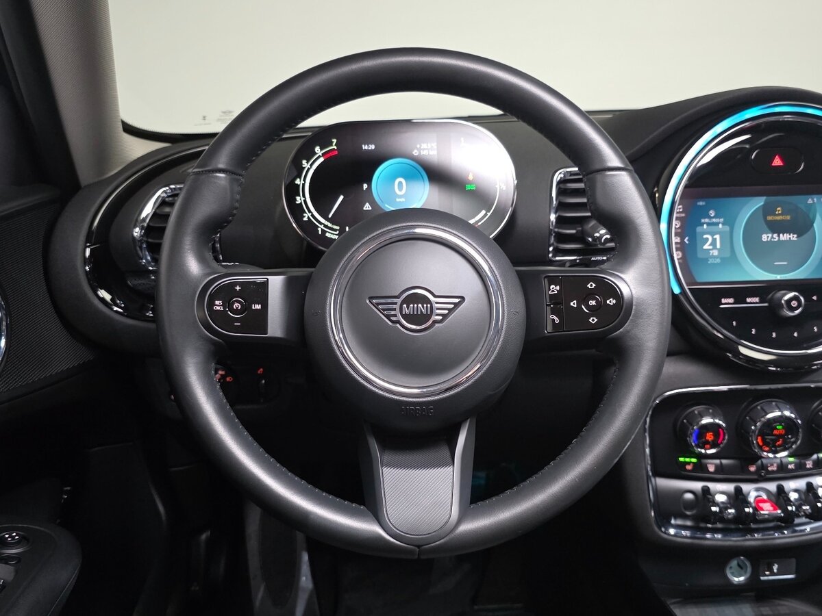 Mini Clubman 2022 — фото 8 из 20