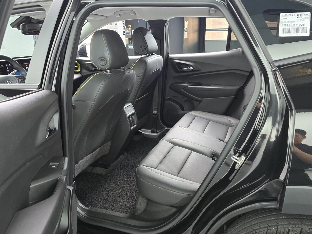 Chevrolet Trax 2023 — фото 8 из 19