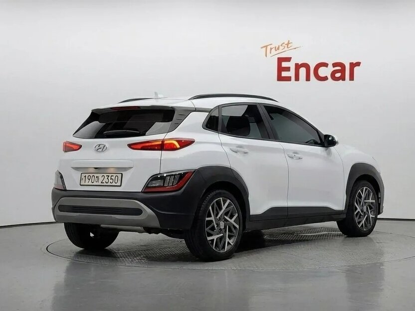 Hyundai Kona 2022 — фото 3 из 10