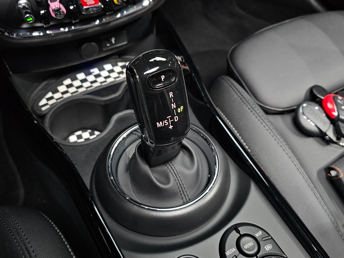 Mini Clubman 2022 — фото 13 из 20