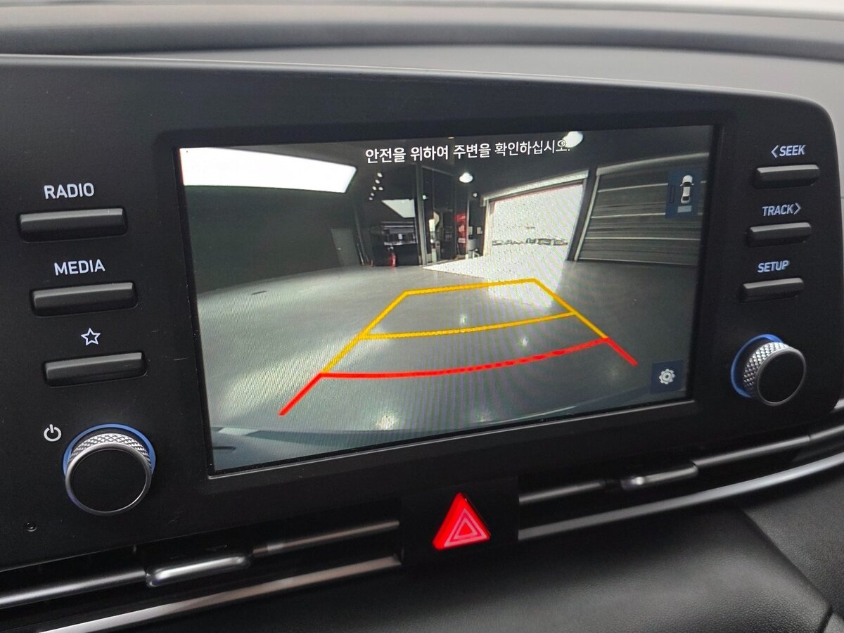 Hyundai Avante 2022 — фото 17 из 18