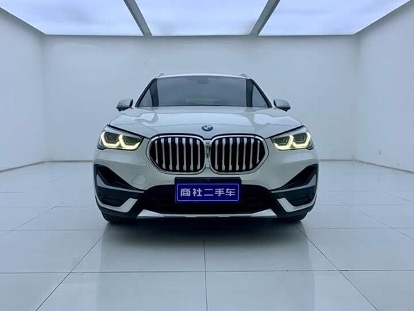 BMW X1 2022 — фото 2 из 12