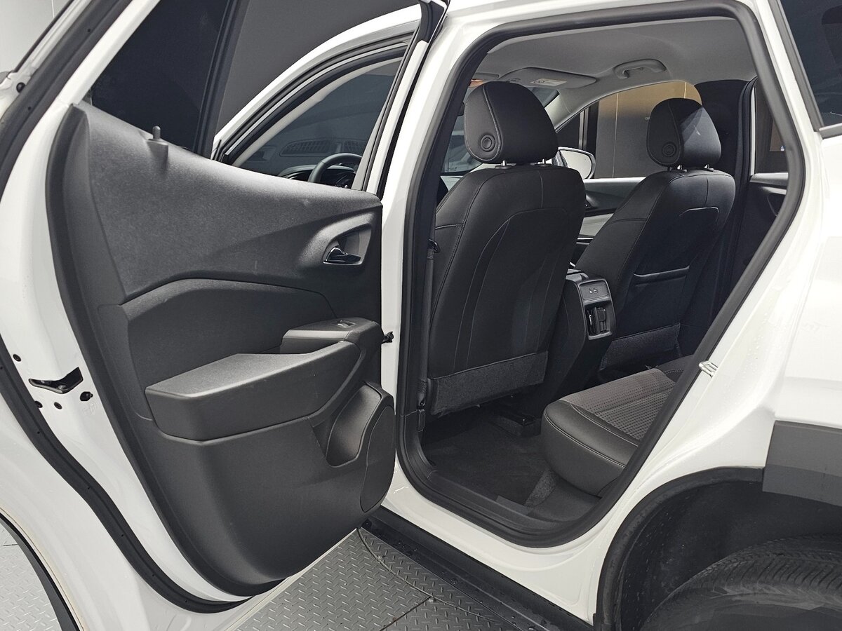 Chevrolet Trax 2023 — фото 11 из 20
