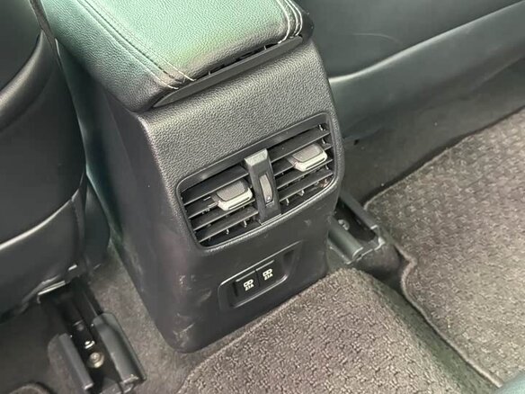 Toyota Corolla 2022 — фото 16 из 19