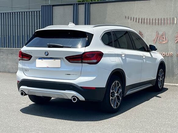 BMW X1 2022 — фото 5 из 11