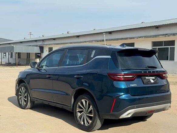 Geely Vision X6 Pro 2022 — фото 4 из 7