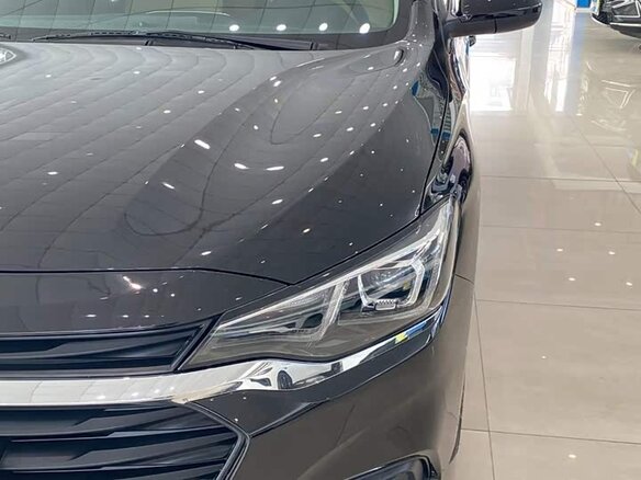 Chevrolet Monza 2022 — фото 14 из 15