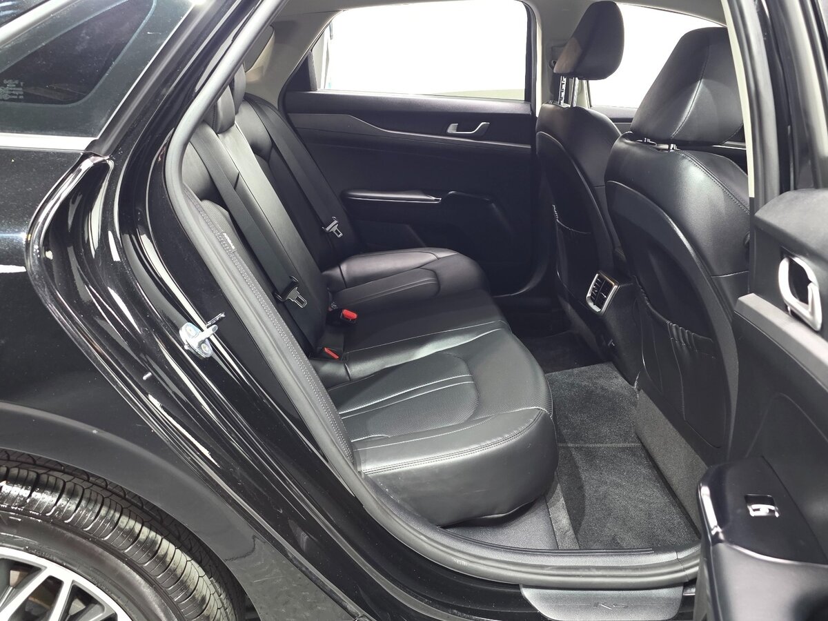Kia K5 2022 — фото 15 из 20