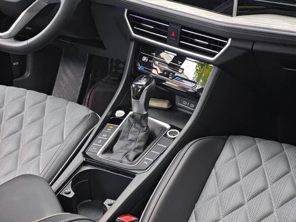Volkswagen Sagitar 2022 — фото 9 из 10