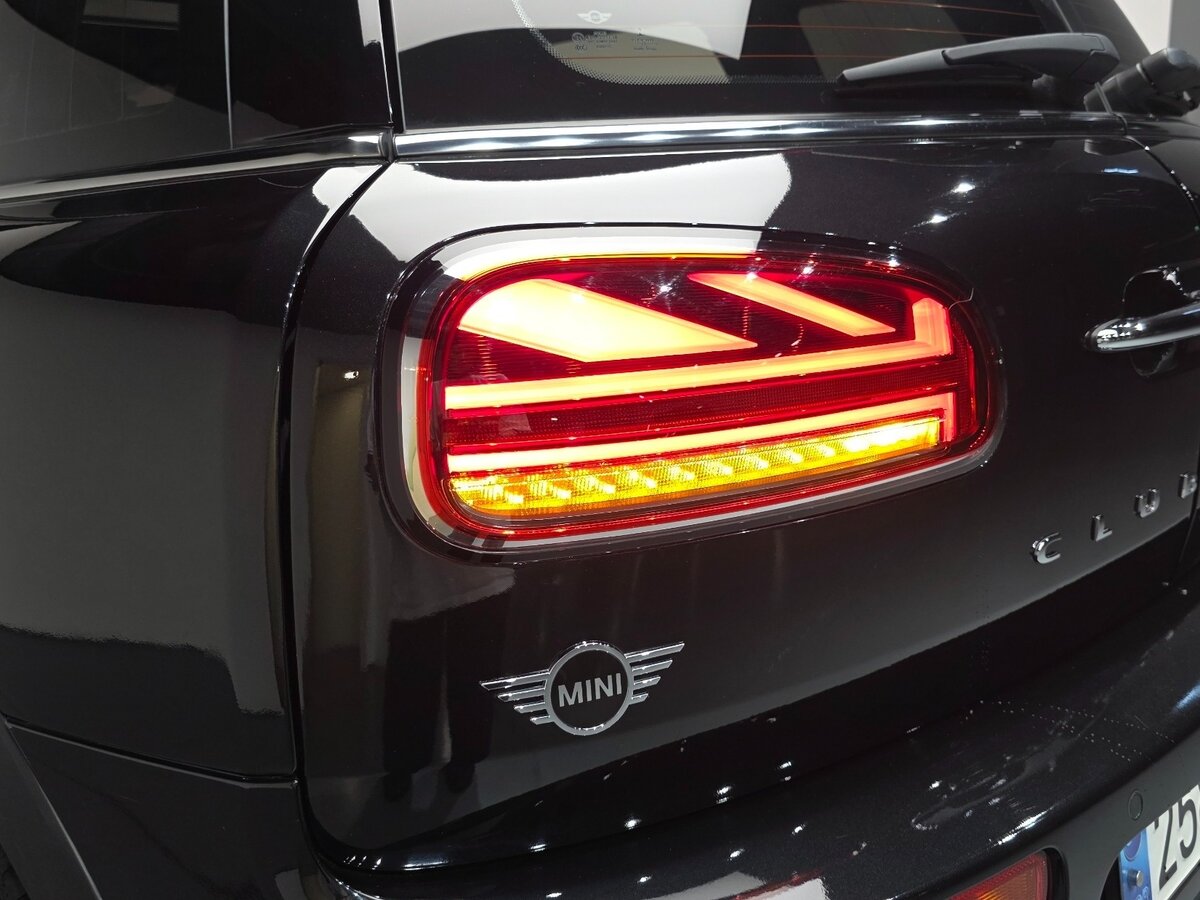 Mini Clubman 2022 — фото 10 из 20