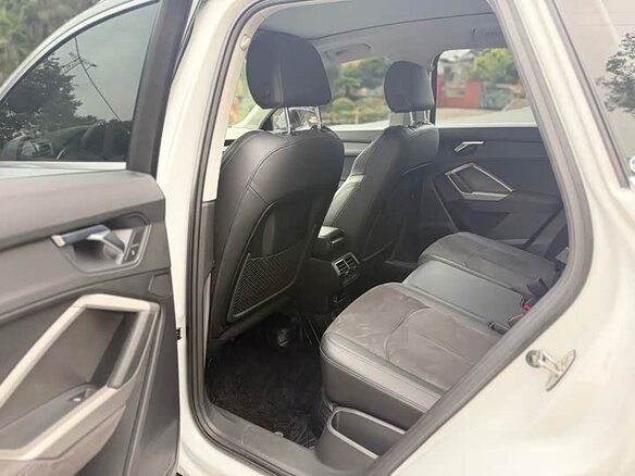 Audi Q3 2022 — фото 9 из 9
