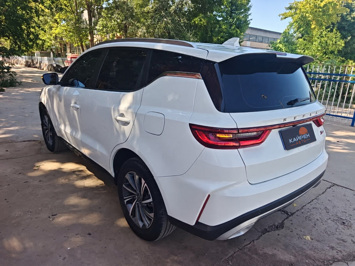 Geely Vision X6 Pro 2023 — фото 4 из 14