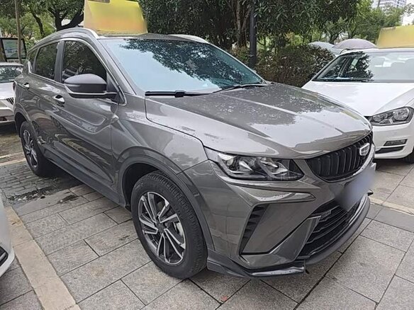 Geely Binyue 2023 — фото 3 из 9
