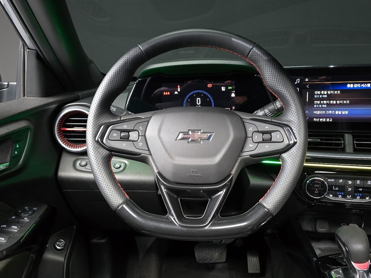 Chevrolet Trax 2023 — фото 7 из 20