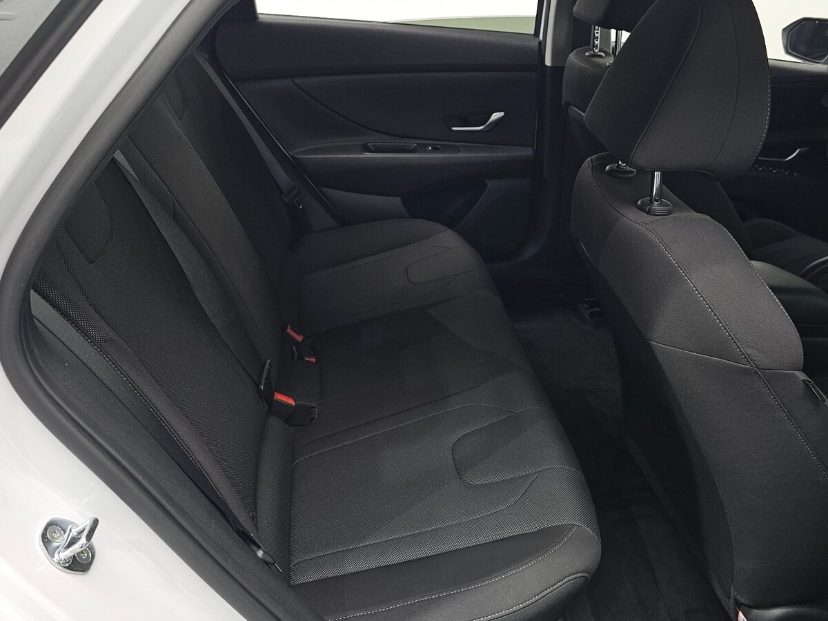 Hyundai Avante 2022 — фото 18 из 18