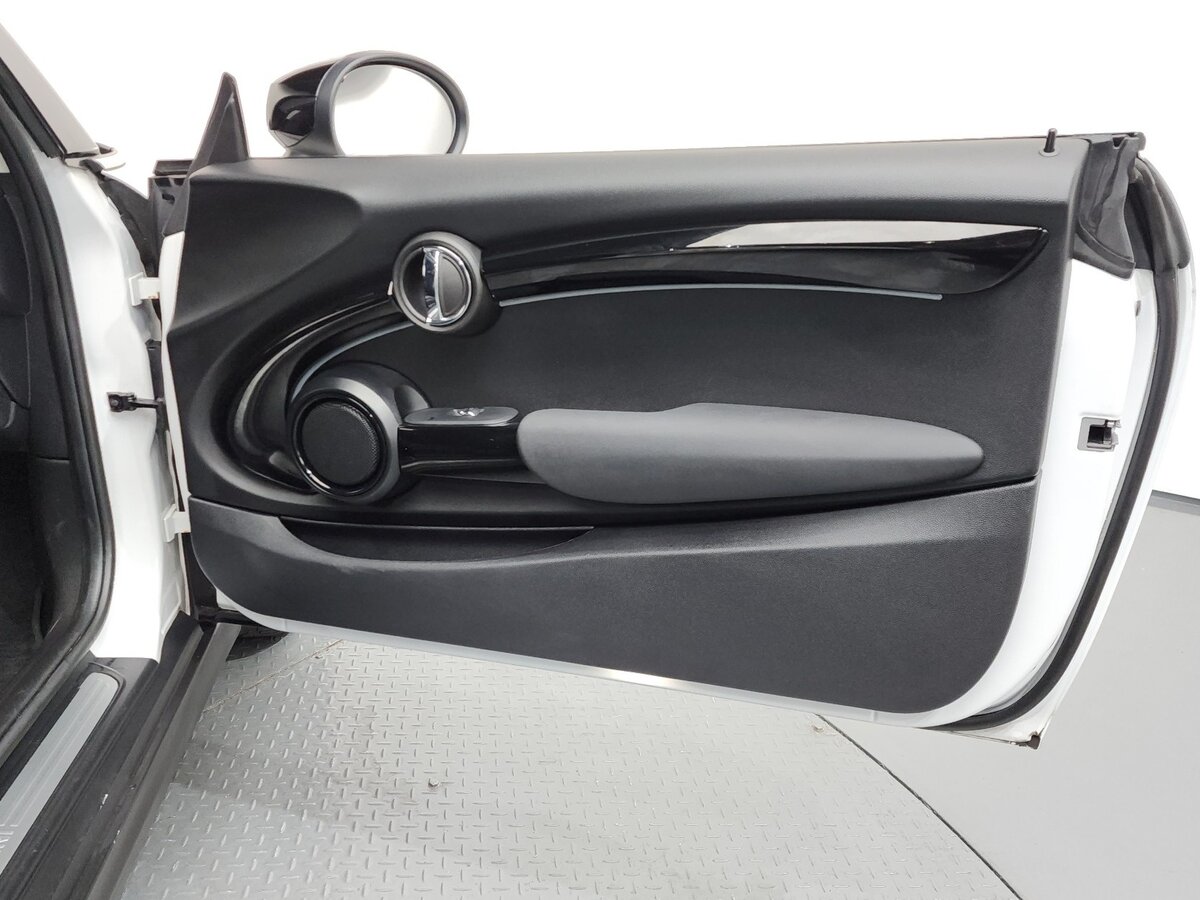 Mini Hatch 2022 — фото 15 из 20