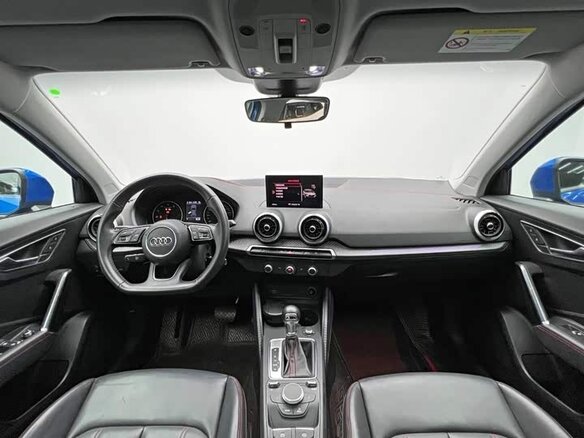 Audi Q2 2022 — фото 9 из 13