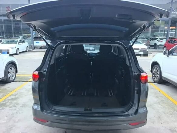 Wuling Victory 2022 — фото 12 из 12