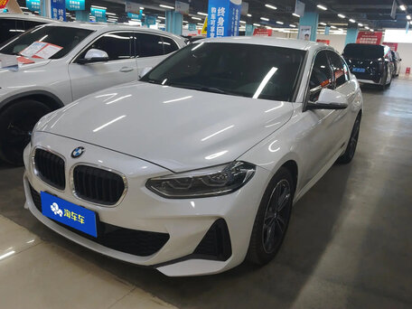 BMW 1 серии 2023 — главное фото