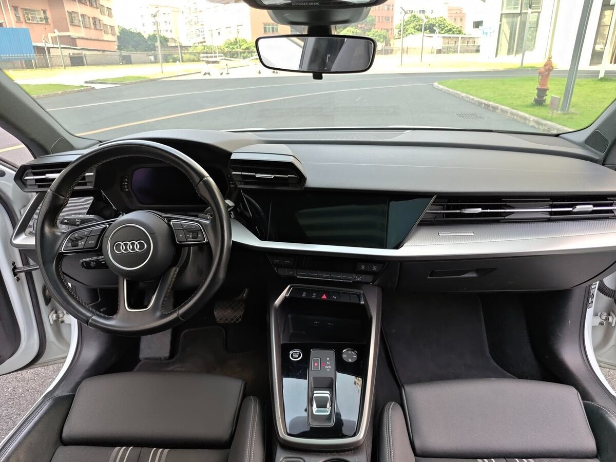 Audi A3 2023 — фото 7 из 9