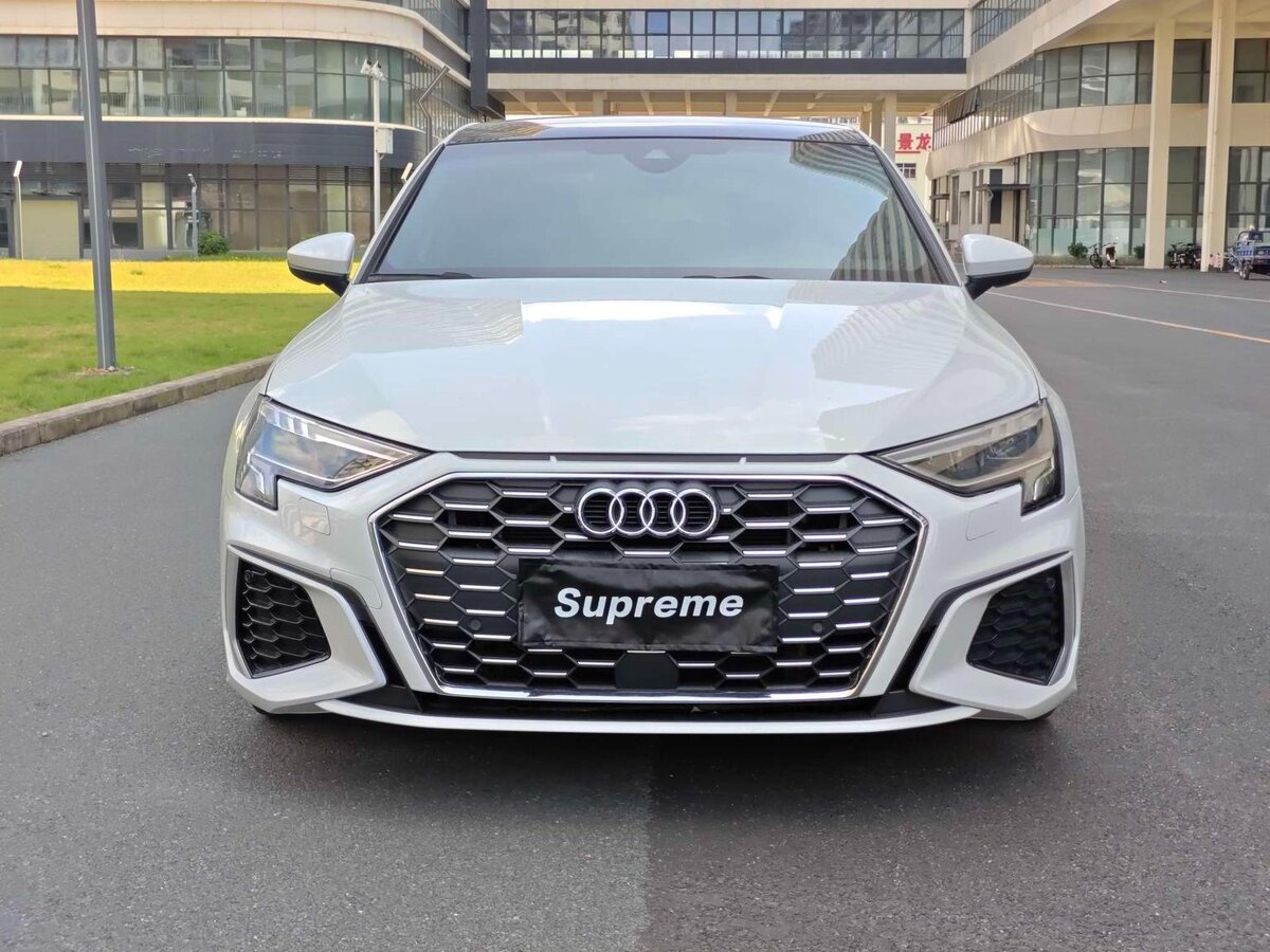 Audi A3 2023 — фото 2 из 9