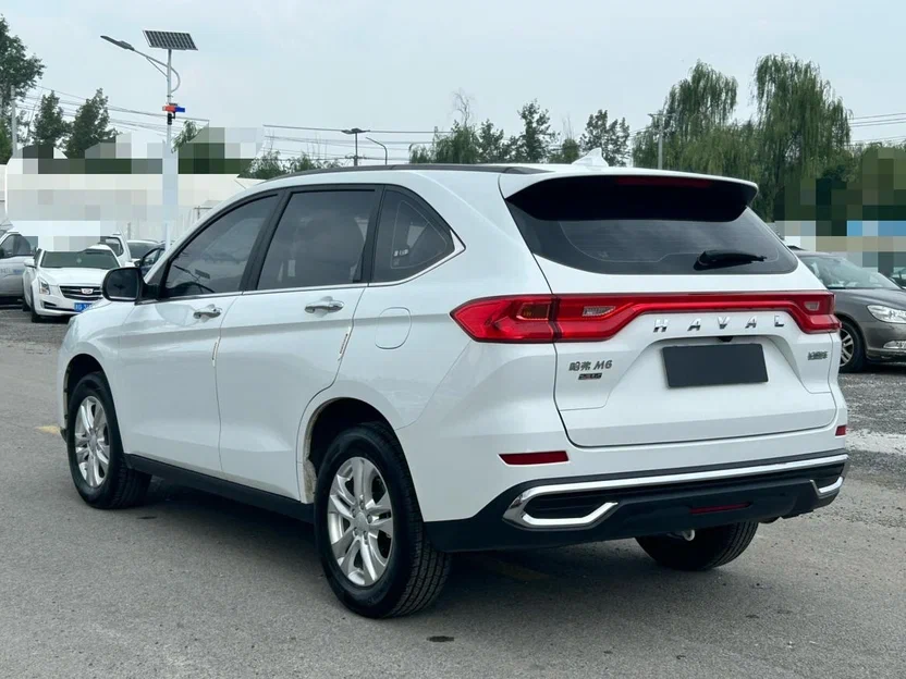 Haval M6 2023 — фото 5 из 8