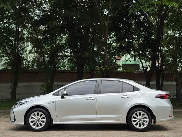 Toyota Corolla 2022 — фото 7 из 19