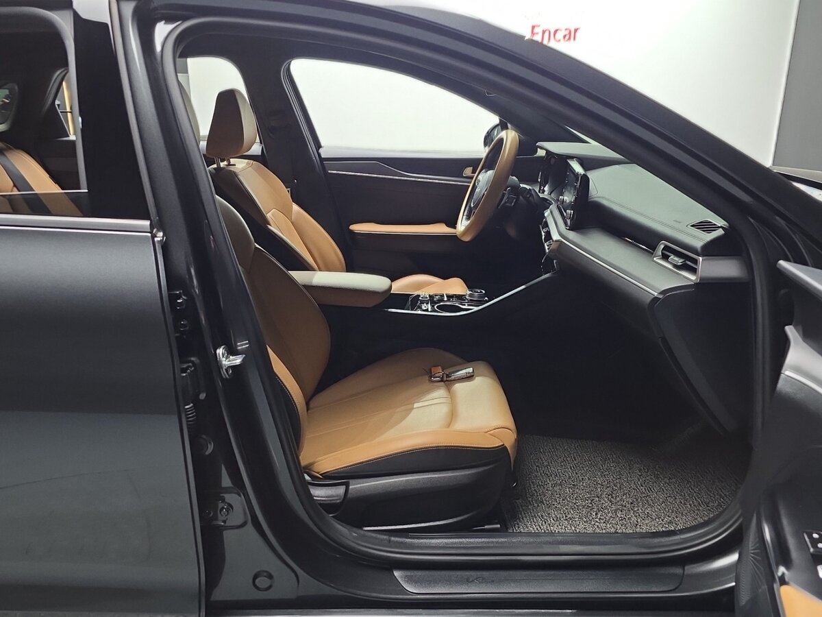 Kia K5 2022 — фото 8 из 20