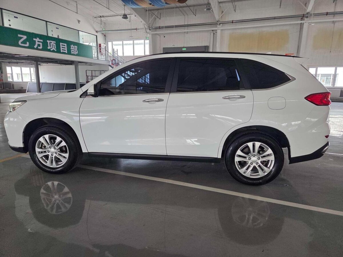 Haval M6 2023 — фото 3 из 8