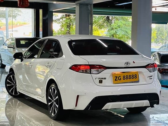 Toyota Levin 2022 — фото 7 из 12