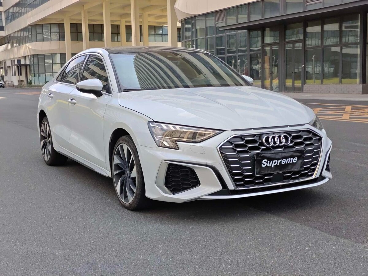 Audi A3 2023 — фото 3 из 9