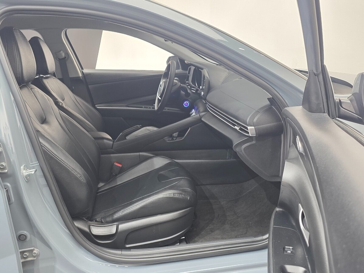 Hyundai Avante 2022 — фото 7 из 18