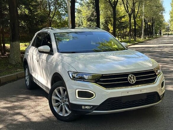 Volkswagen T-Roc 2023 — фото 3 из 12
