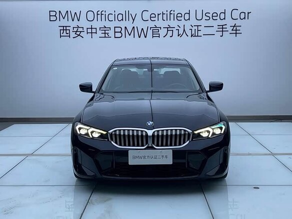 BMW 3 серии 2023 — фото 2 из 8