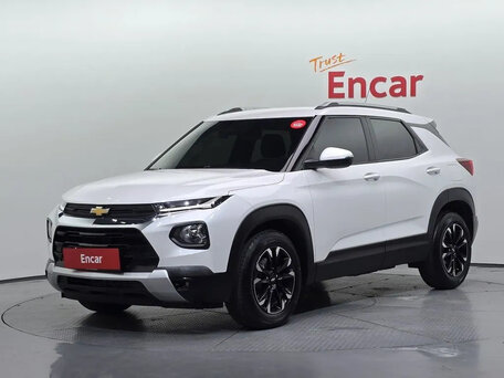 Chevrolet TrailBlazer 2022 — главное фото