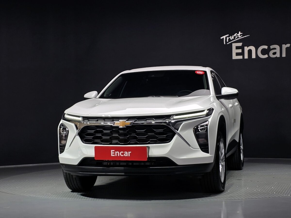 Chevrolet Trax 2023 — фото 2 из 20