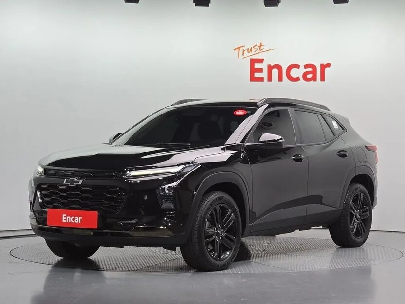 Chevrolet Trax 2023 — фото 1 из 19
