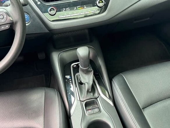 Toyota Corolla 2022 — фото 14 из 19