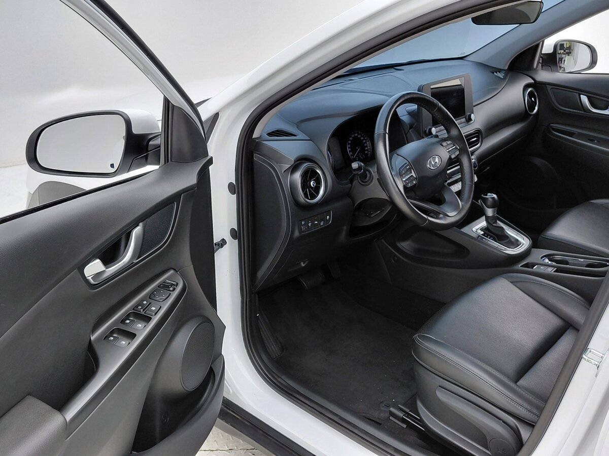 Hyundai Kona 2022 — фото 6 из 10