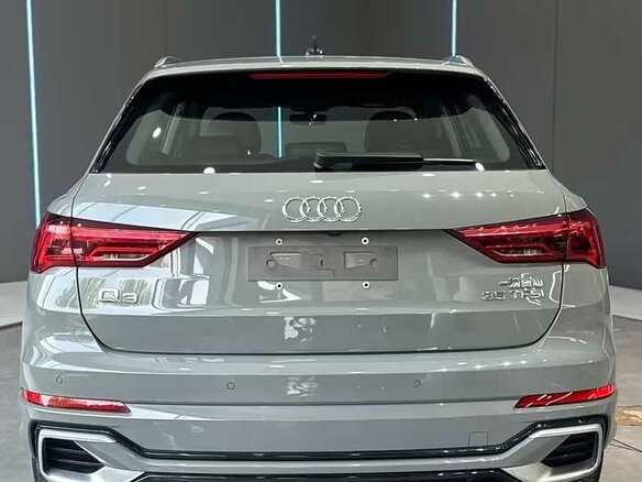 Audi Q3 2023 — фото 7 из 11
